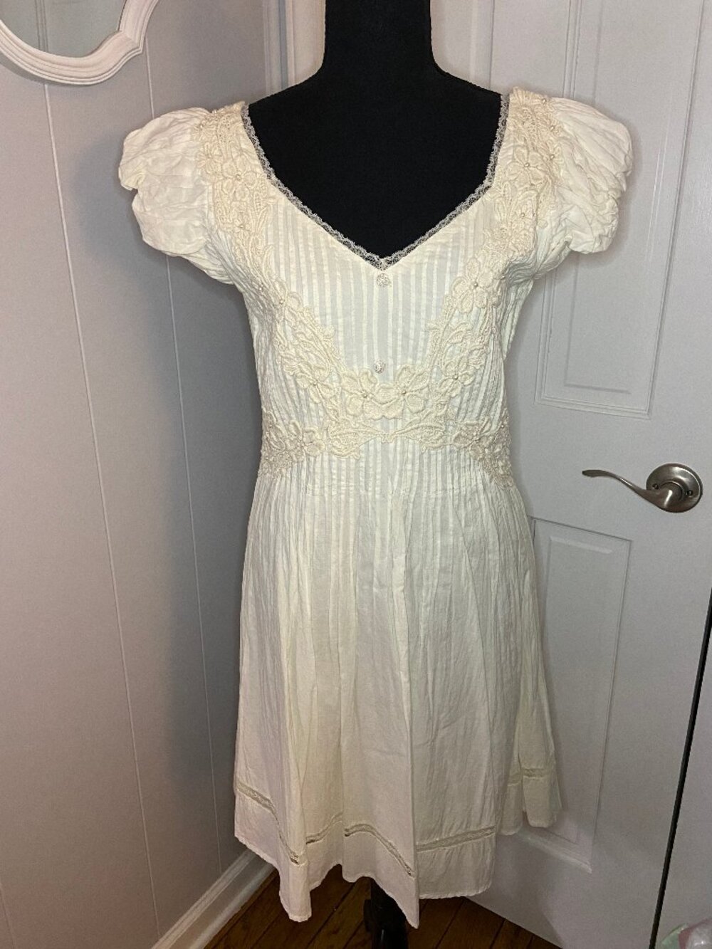 Derhy V Neck Embroidered Ivory Midi Dress With Pearls Size M
